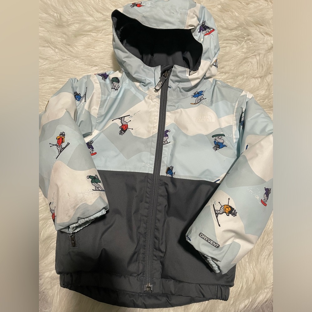 North face kids coat 3-4 years